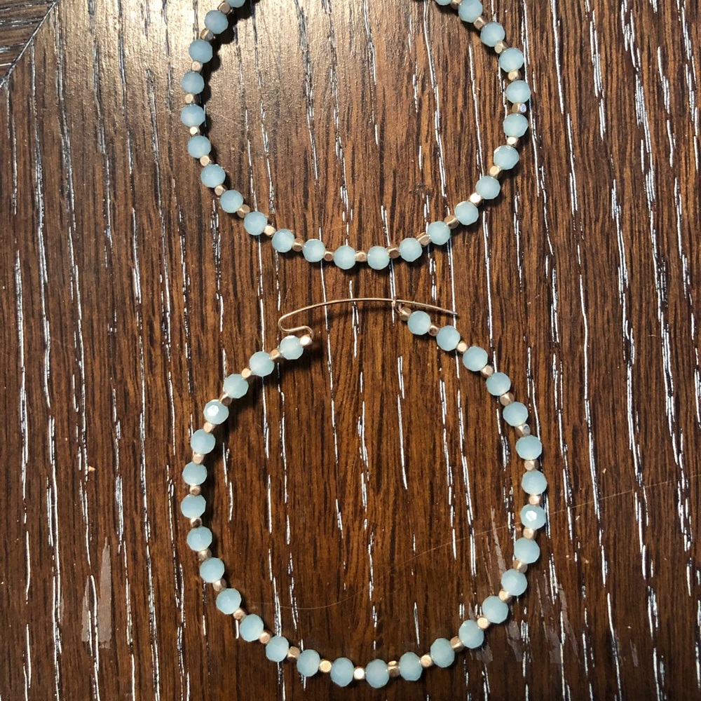 Turquoise and gold beaded hoop earrings - Picture 2 of 2